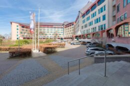 Loire 104-206, 2491 AJ Den Haag