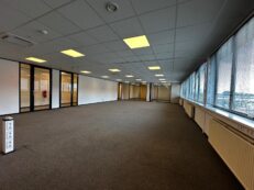 Klappolder 214, 2665 MR Bleiswijk (250 m²)